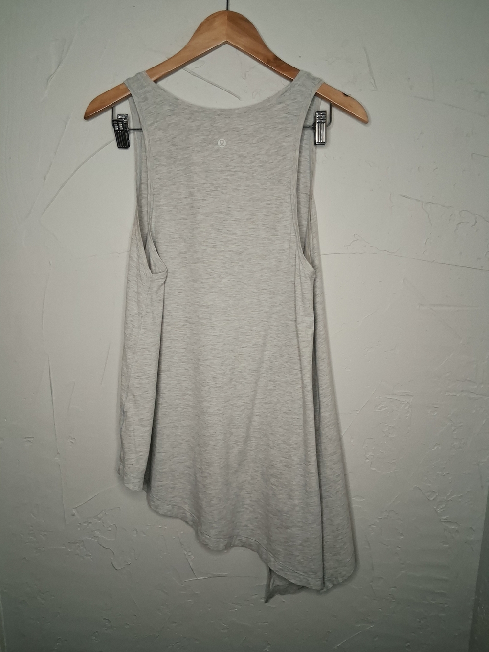Lululemon Size 10 Light Heather Gray Pima Cotton Asymmetrical Tank Top Sleeveles - Picture 9 of 9